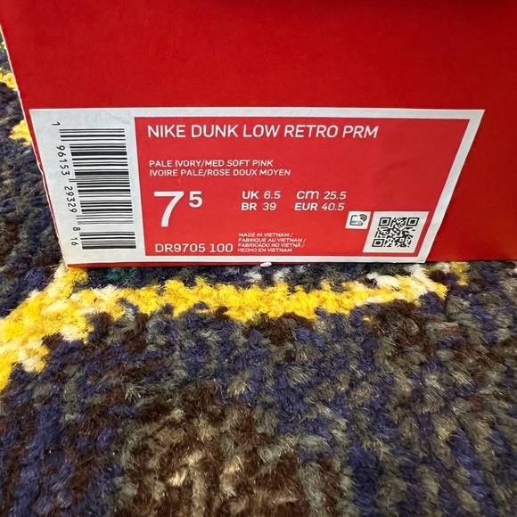 VNDS Nike Valentine Dunks 2023 W9 - Picture 6 of 7